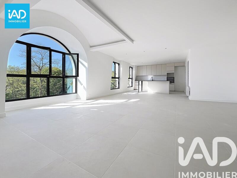 Appartement - 147 m² - 6 pièces