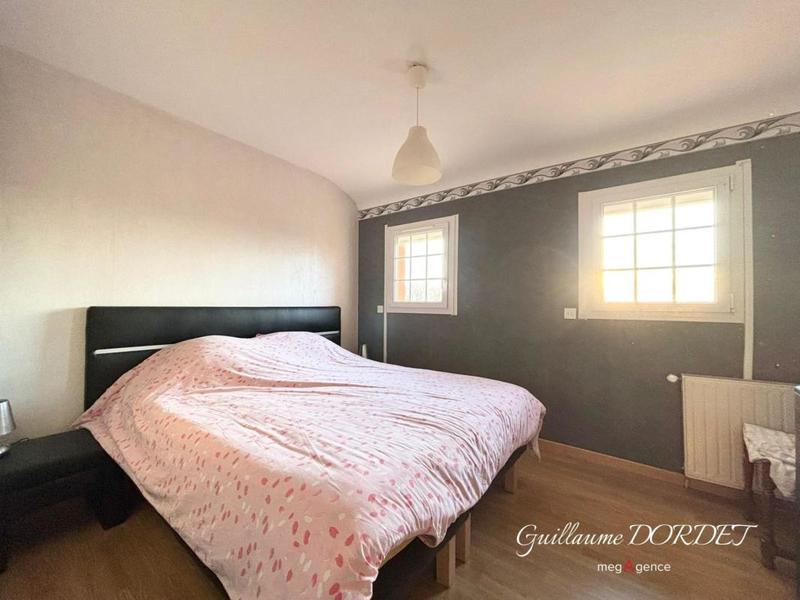 Maison traditionnelle - 90 m² - 5 pièces