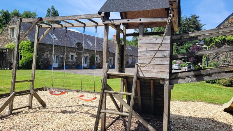 Propriété - 535 m² - 22 pièces