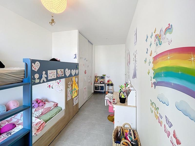 Appartement - 82 m² - 4 pièces