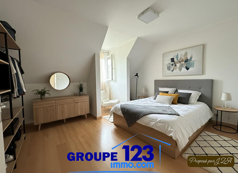Maison - 174 m² - 5 pièces