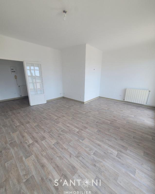 Appartement - 92 m² - 4 pièces