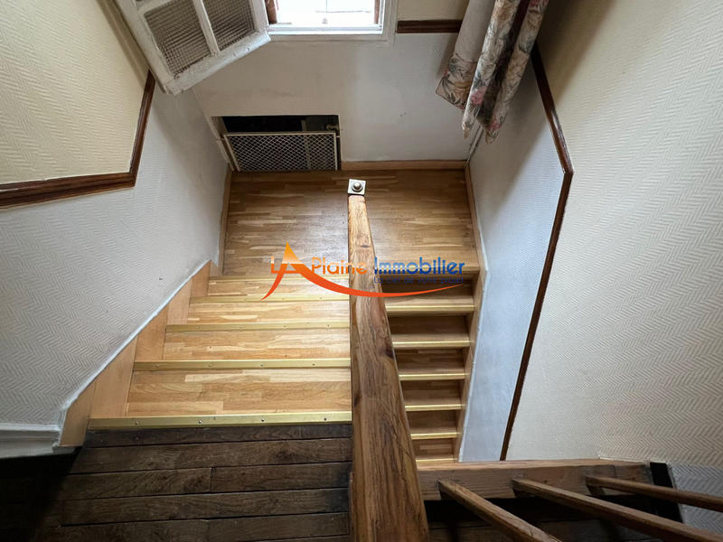 Maison - 83 m² - 6 pièces