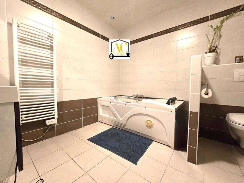 Maison - 157 m² - 5 pièces