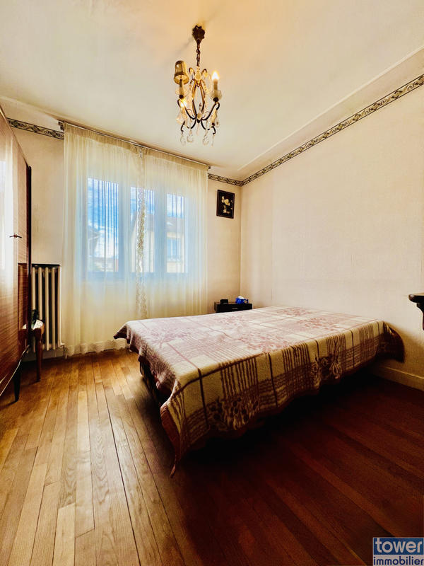 Maison - 95 m² - 5 pièces