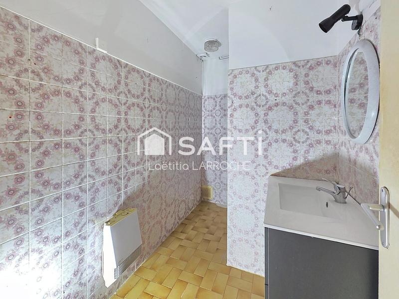 Maison - 225 m² - 10 pièces