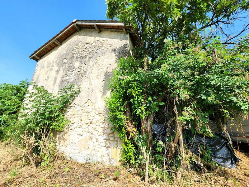 Maison - 150 m² - 2 pièces