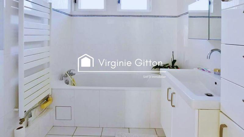 Maison - 107 m² - 4 pièces