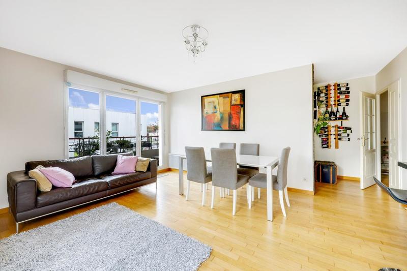 Appartement - 80 m² - 4 pièces