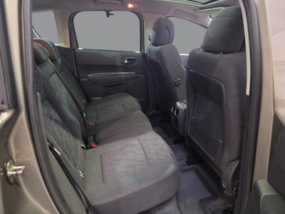 Peugeot 3008 - 1.6 HDi 110 Cv Allure