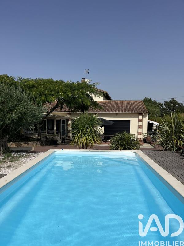 Maison - 217 m² - 7 pièces