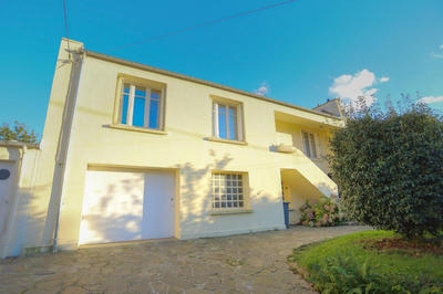 Maison - 167 m² - 7 pièces