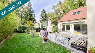 Maison - 165 m² - 8 pièces