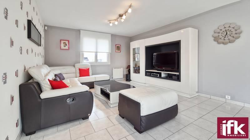 Maison - 88 m² - 4 pièces