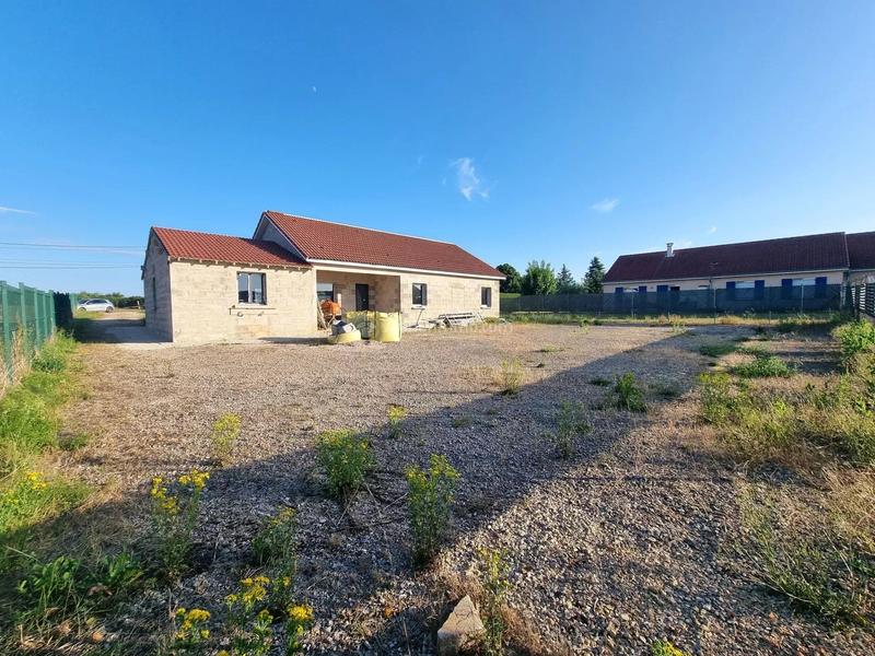 Maison - 130 m² - 4 pièces