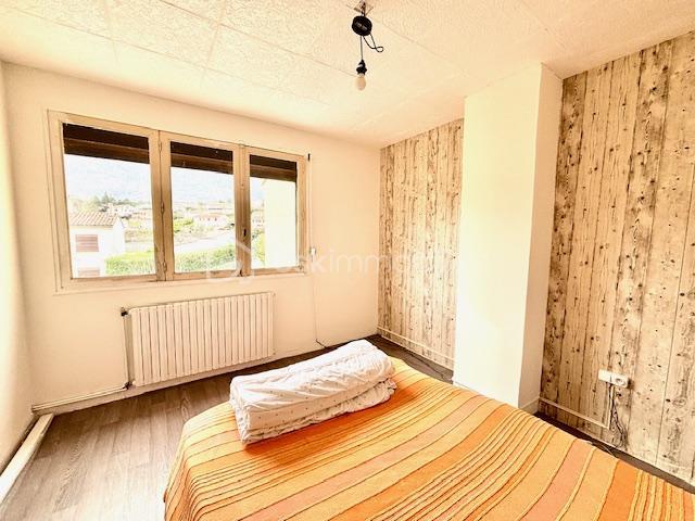 Maison traditionnelle - 91 m² - 6 pièces