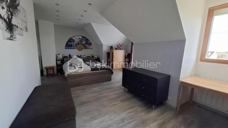 Pavillon - 137 m² - 6 pièces