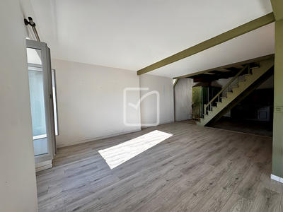 Maison - 166 m² - 8 pièces