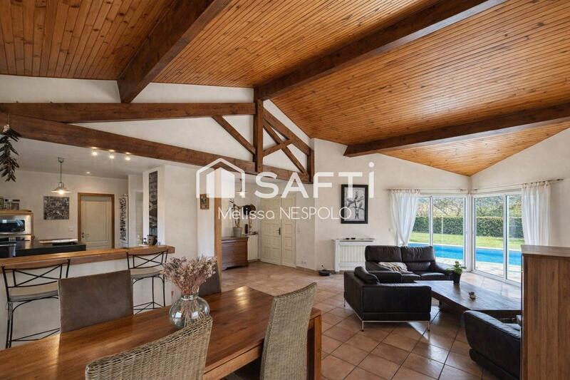 Maison - 120 m² - 5 pièces