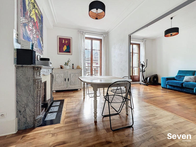 Appartement - 110 m² - 3 pièces