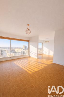 Appartement - 99 m² - 5 pièces