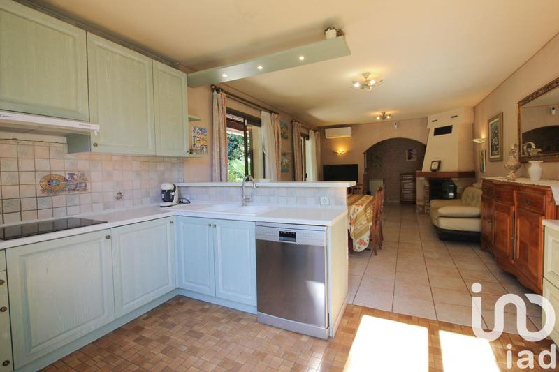 Maison - 166 m² - 6 pièces