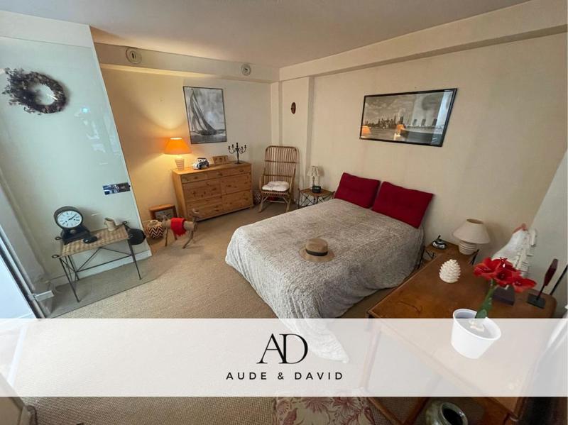 Maison - 229 m² - 10 pièces