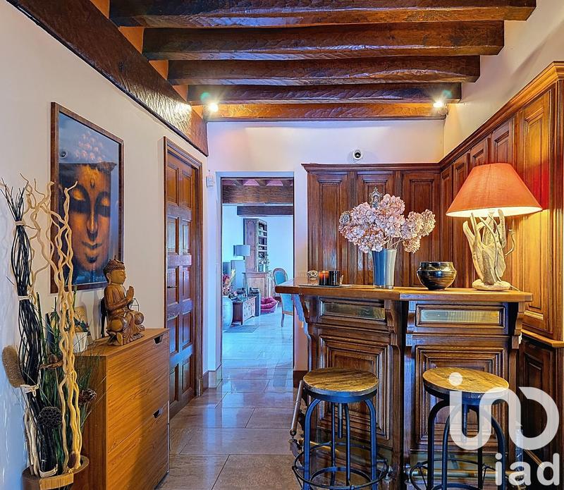 Maison - 350 m² - 8 pièces