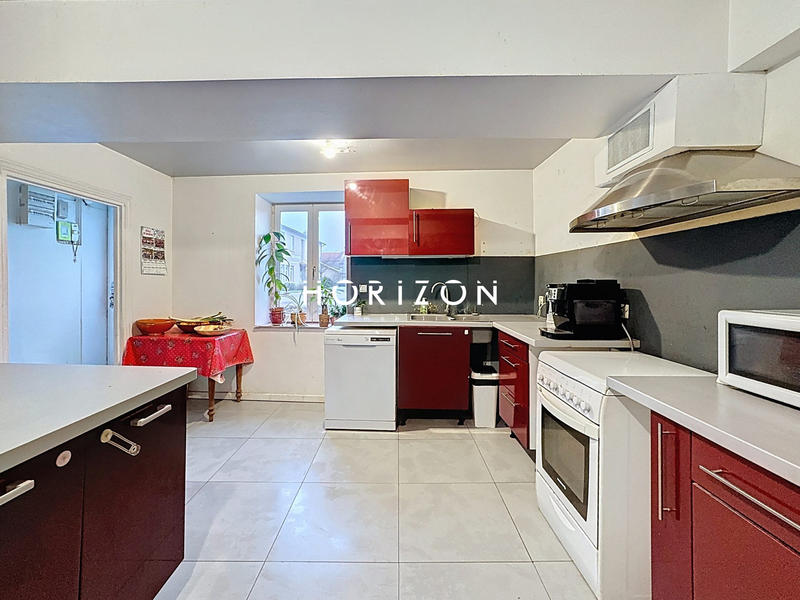 Maison - 162 m² - 7 pièces