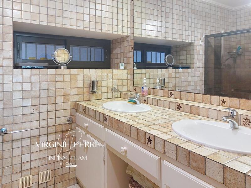 Maison - 143 m² - 5 pièces