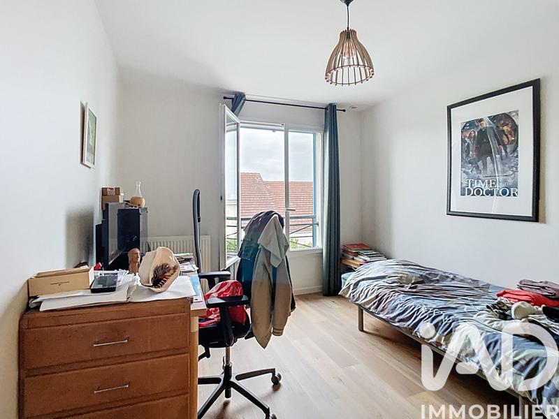 Maison - 104 m² - 4 pièces