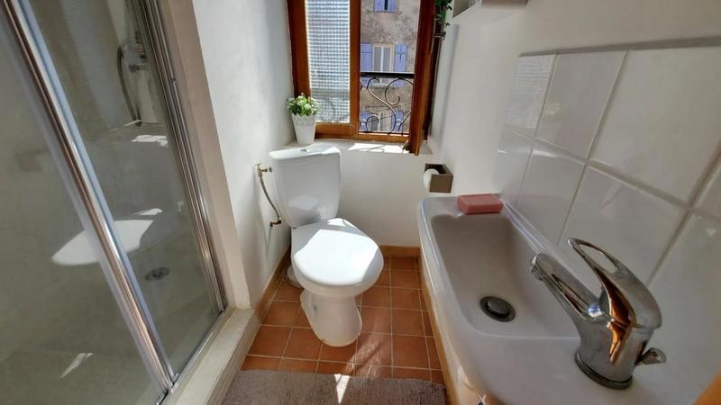 Appartement - 84 m² - 5 pièces