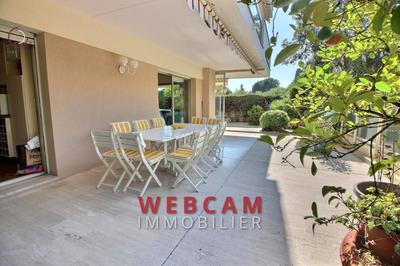 Appartement - 103 m² - 4 pièces