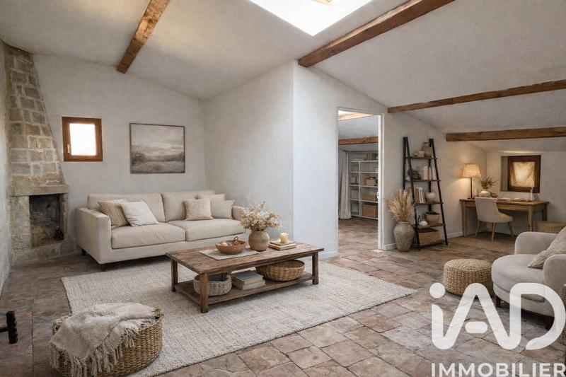 Maison - 225 m² - 11 pièces
