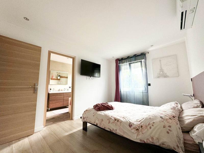 Maison - 170 m² - 7 pièces