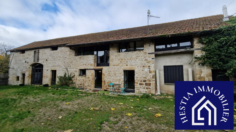 Maison - 270 m² - 8 pièces