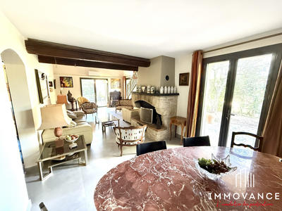 Maison ancienne - 182 m² - 9 pièces