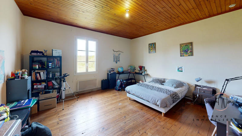 Maison ancienne - 235 m² - 7 pièces