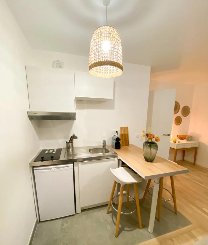 Studio - 30 m² - 1 pièce