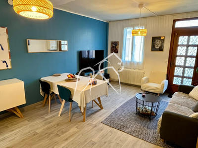 Maison - 90 m² - 5 pièces