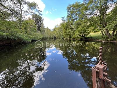 Propriété - 800 m² - 23 pièces