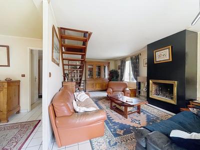 Maison - 146 m² - 7 pièces