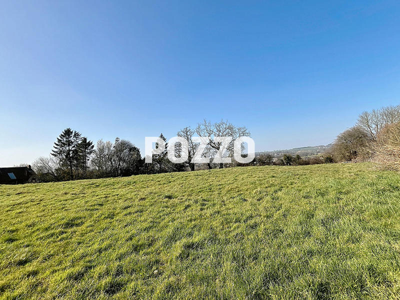 Maison - 212 m² - 7 pièces