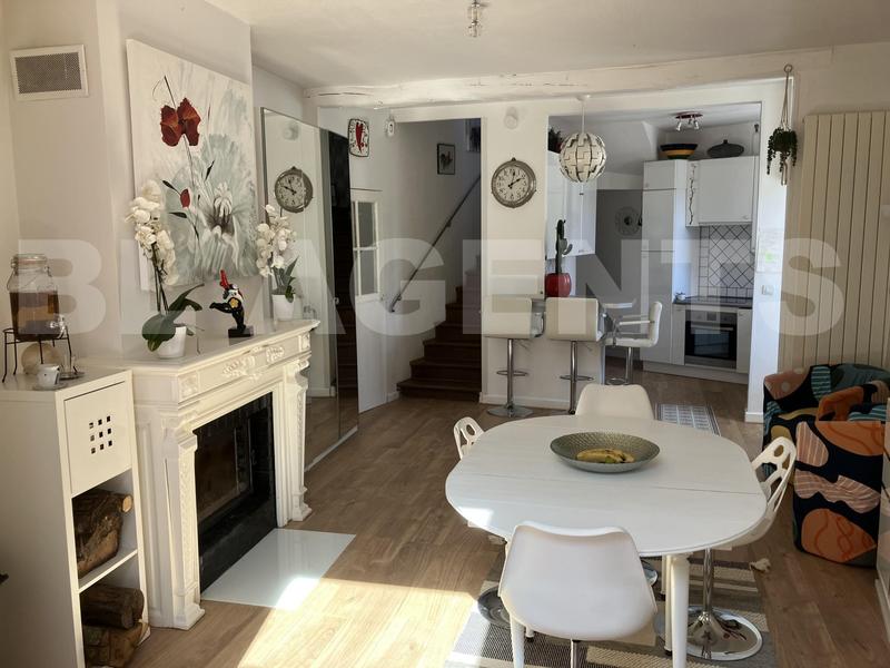 Maison - 97 m² - 5 pièces