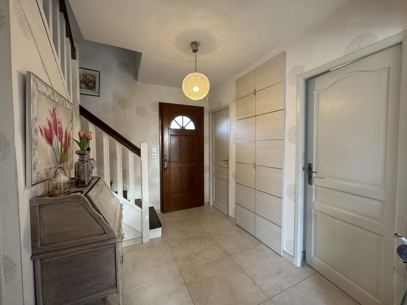 Maison - 96 m² - 4 pièces