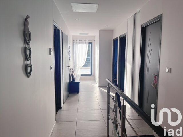 Maison de maîtres - 365 m² - 9 pièces