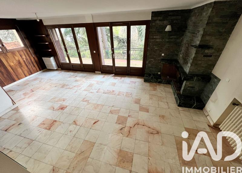 Maison - 171 m² - 7 pièces