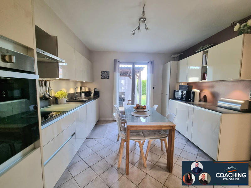 Maison - 115 m² - 5 pièces