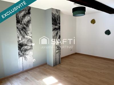 Maison - 82 m² - 5 pièces