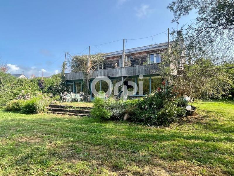 Maison - 170 m² - 7 pièces